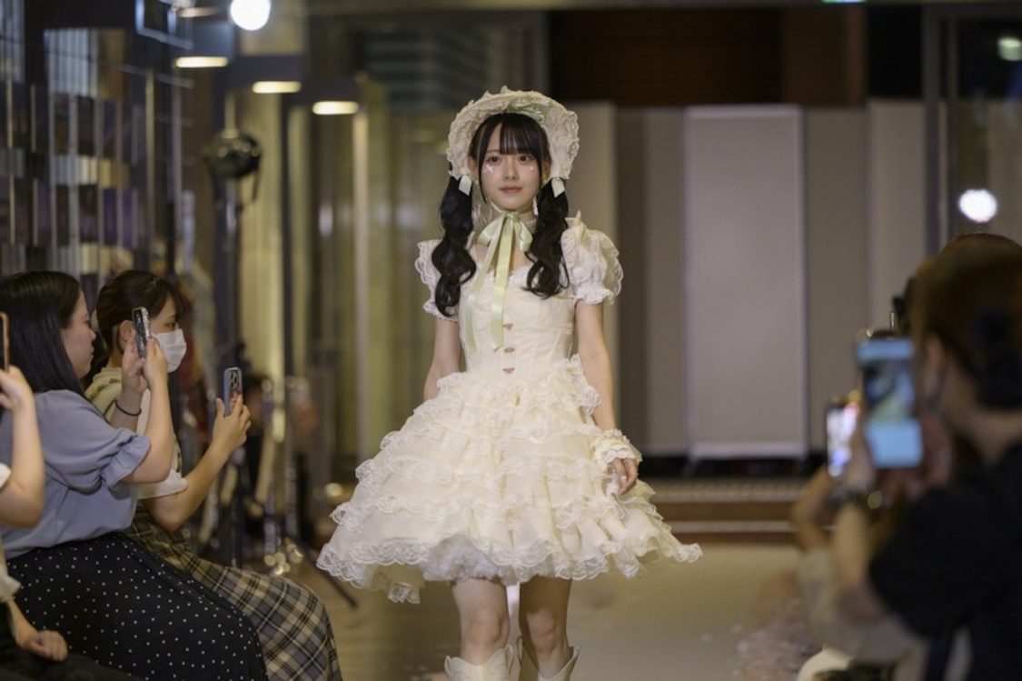 ＜LARME×高嶺のなでしこ スペシャルファッションショー＞／Photo by 林晋介