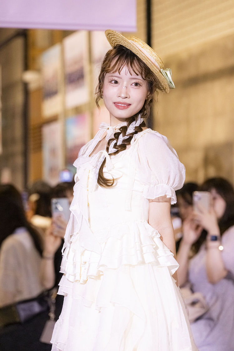 日向端ひな＜『LARME×高嶺のなでしこ SPECIAL COLLABORATION WEEK』スペシャルファッションショー＞マーチエキュート神田万世橋（2025年6月25日）