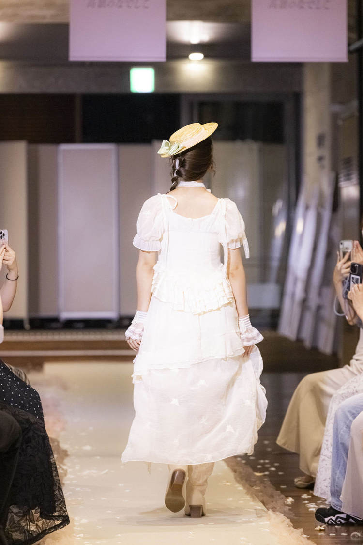 日向端ひな＜『LARME×高嶺のなでしこ SPECIAL COLLABORATION WEEK』スペシャルファッションショー＞マーチエキュート神田万世橋（2025年6月25日）