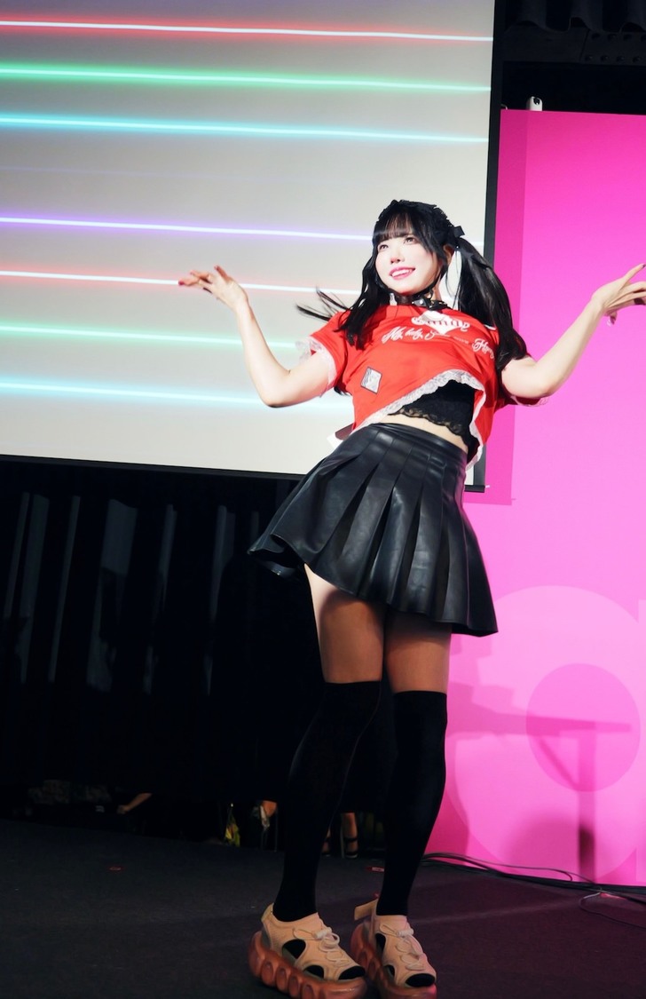 恋汐りんご／X♡coisioringoX♡（バンドじゃないもん！MAXX NAKAYOSHI）