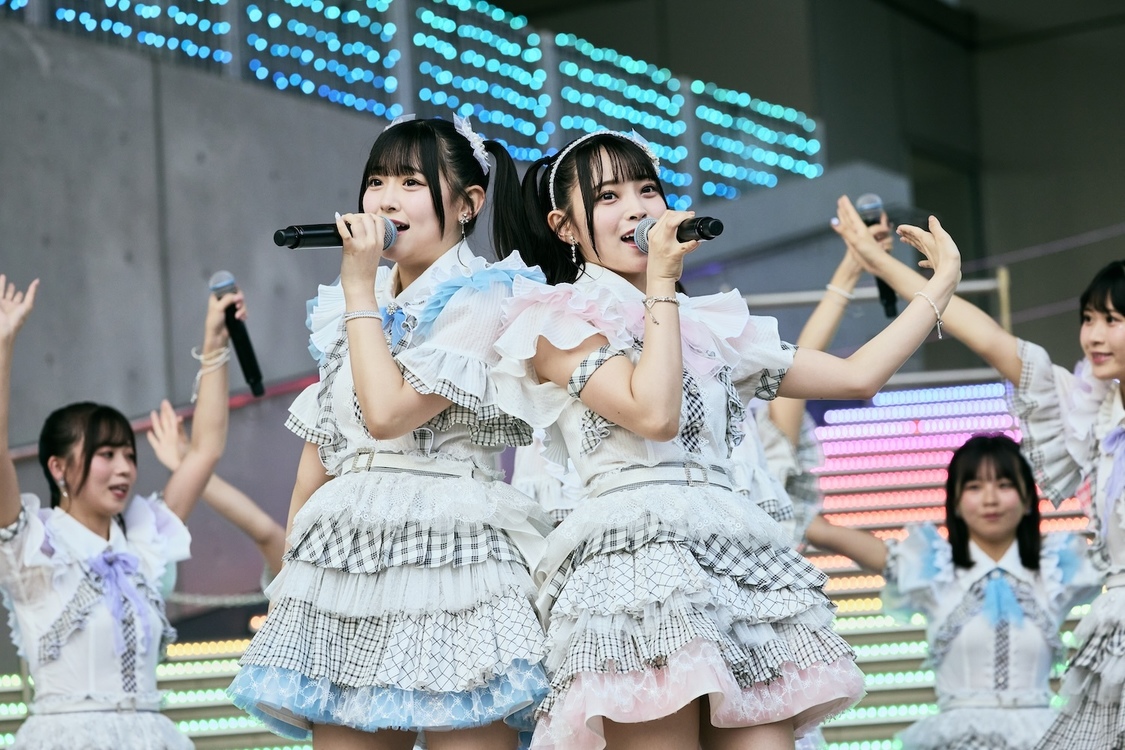 19thシングル「半袖天使」 リリース記念ミニライブ｜ダイバーシティ東京プラザ フェスティバル広場（©︎ Mercury）