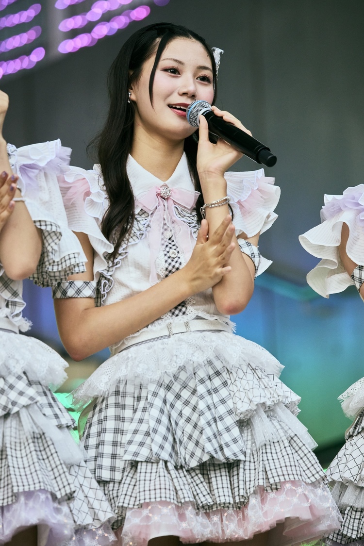 19thシングル「半袖天使」 リリース記念ミニライブ｜ダイバーシティ東京プラザ フェスティバル広場（©︎ Mercury）