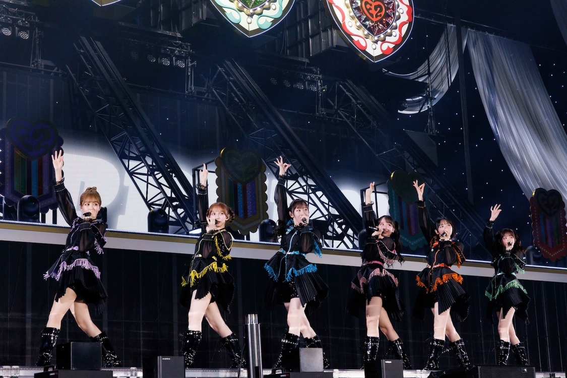 ＜さいたまスーパーアリーナ25周年 FRUITS ZIPPER 3rd ANNIVERSARY 超超超めでたいライブ -さん-＞さいたまスーパーアリーナ（2025年8月2日、3日）｜PHOTO：ヨシモリユウナ、高田梓、ハタサト