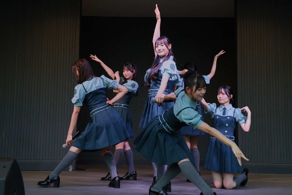 ＜Rain Tree フリーライブ＞ららぽーと立川立飛（2025年8月24日）©OVERSE/KING RECORDS