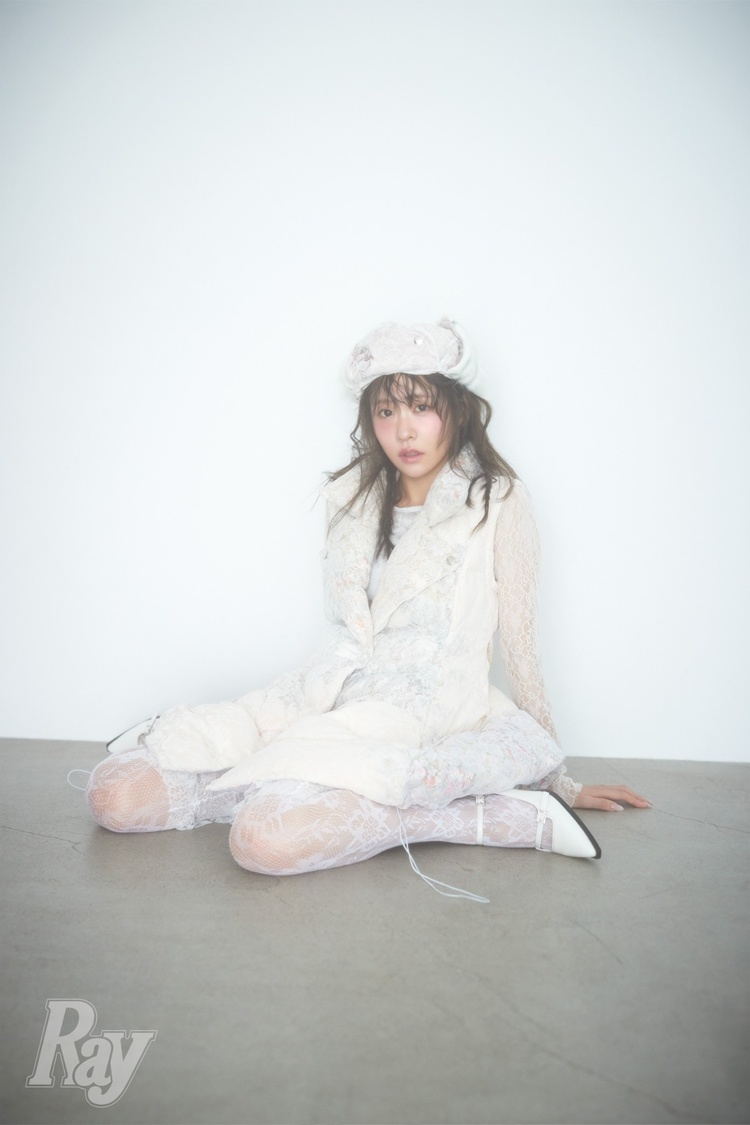 櫻井優衣（FRUITS ZIPPER）