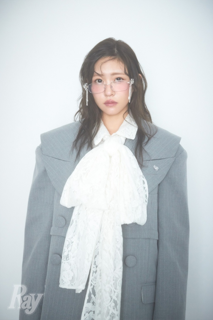 櫻井優衣（FRUITS ZIPPER）