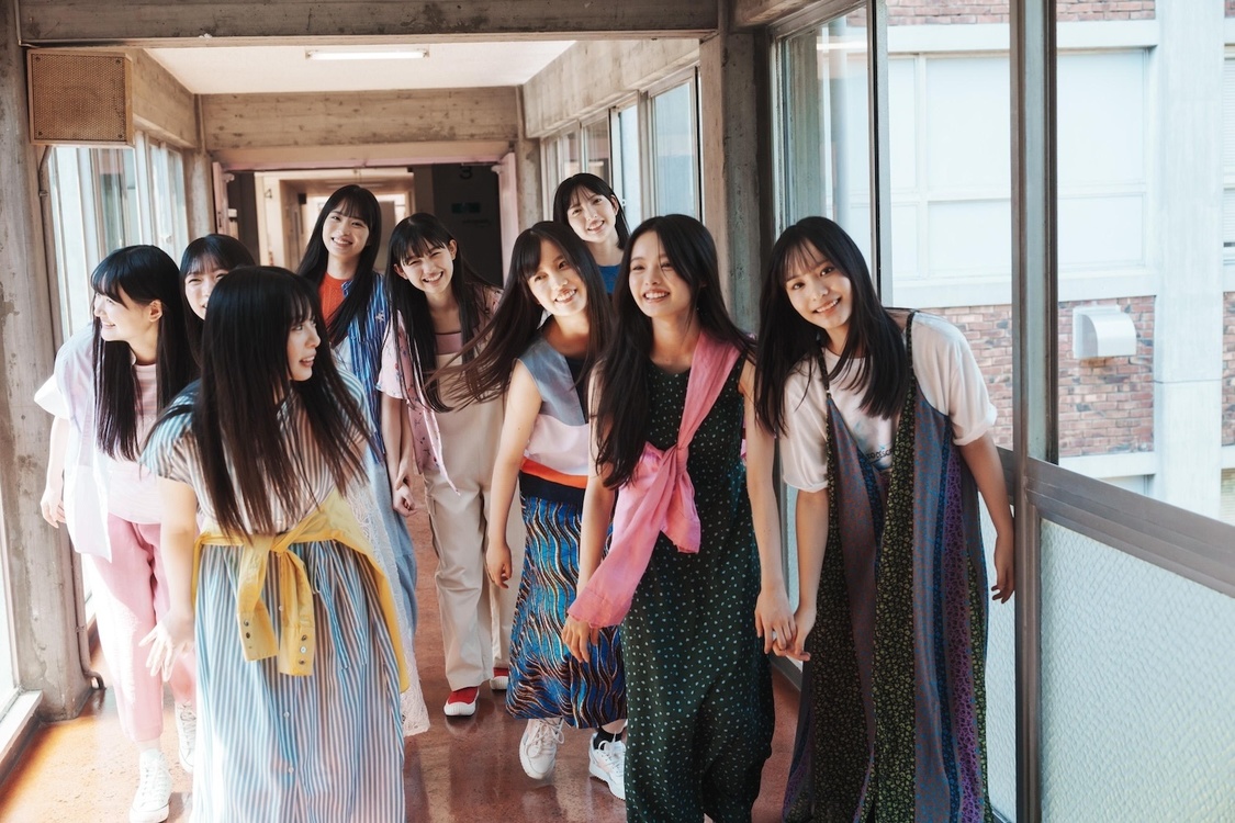 「B.L.T.2025年11月号」（東京ニュース通信社刊）撮影／HIROKAZU