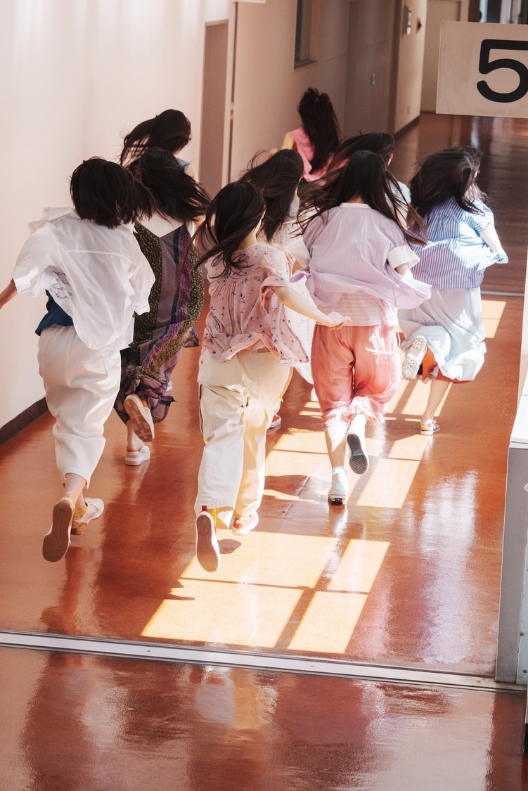 「B.L.T.2025年11月号」（東京ニュース通信社刊）撮影／HIROKAZU