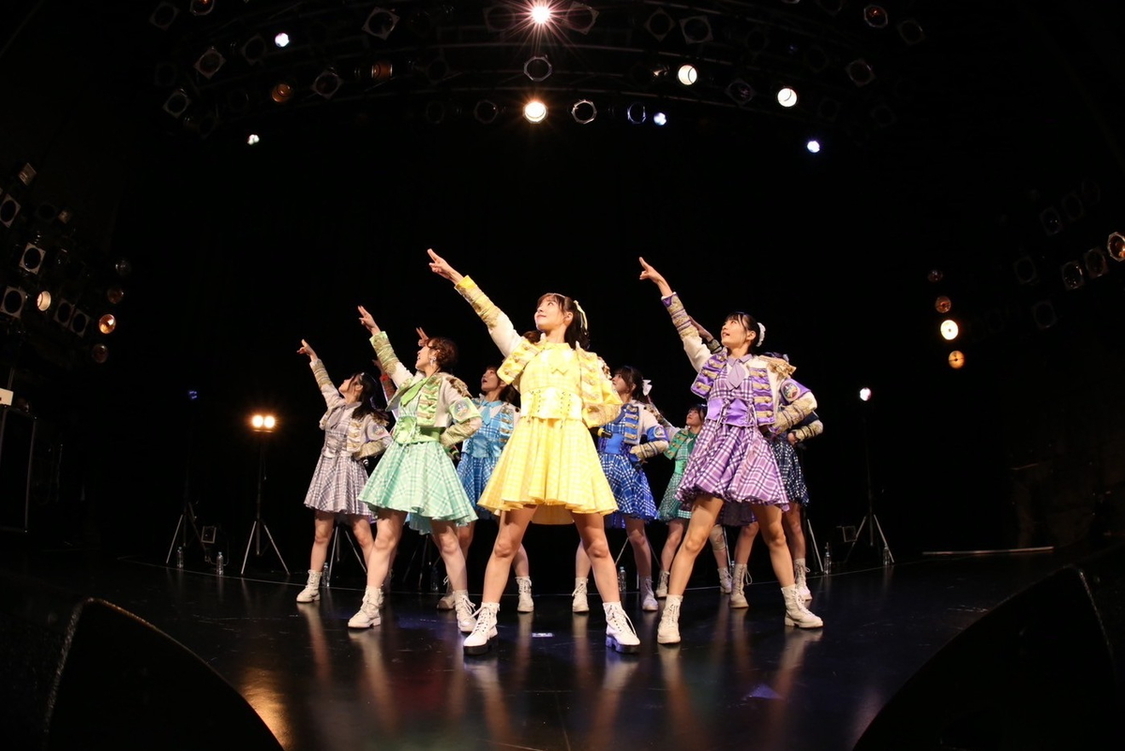 SUPER☆GiRLS＜SUPER☆GiRLS ワンマンライブ 宮崎理奈プロデュース公演 “NICE PARTY!!!～夢のバカ騒ぎ～”＞東京・Spotify O-WEST