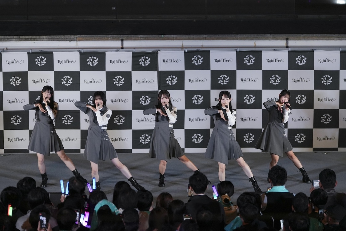 リリースイベント／©OVERSE/KING RECORDS