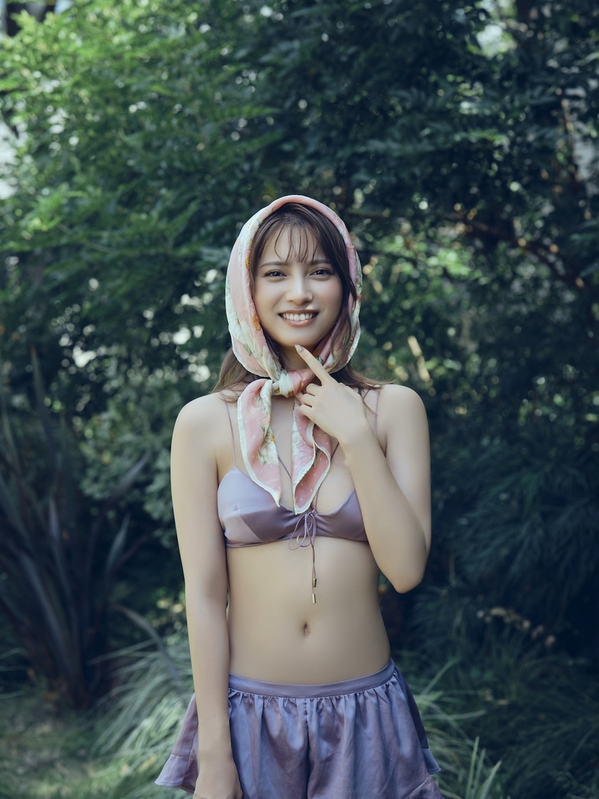 撮影／神藤剛・スタイリスト／野田陽子（ミタケイショウ）・ヘア＆メイク／塩田結香（JULLY）