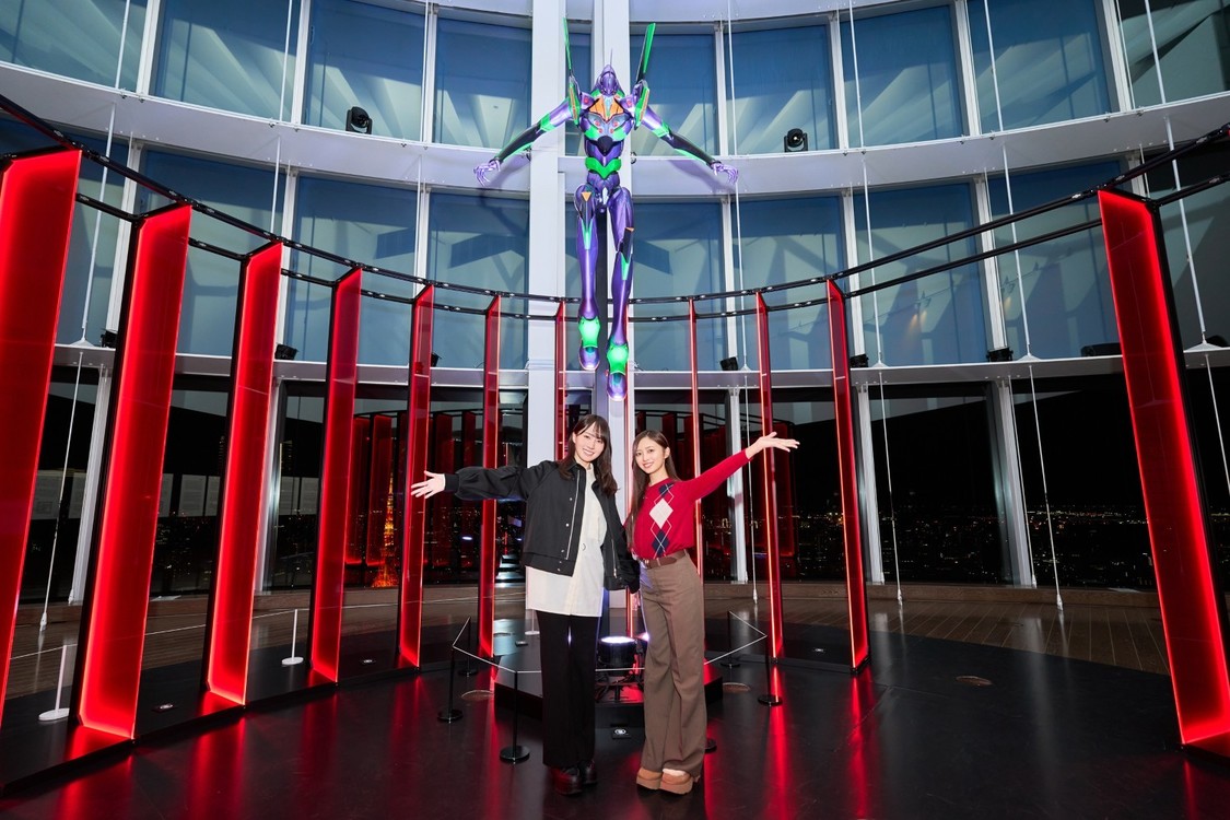 左：賀喜遥香　右：井上和