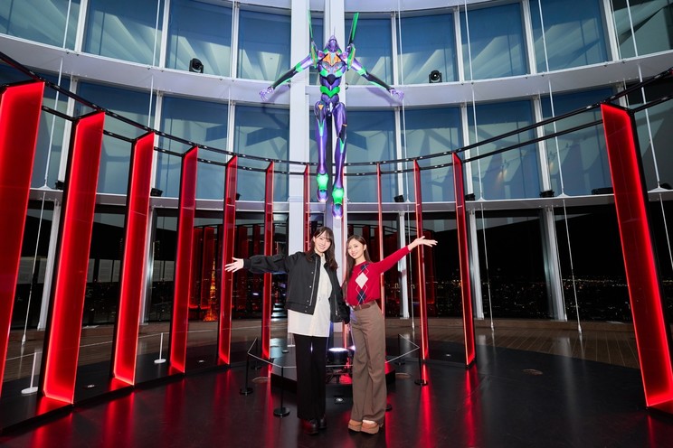 左：賀喜遥香　右：井上和