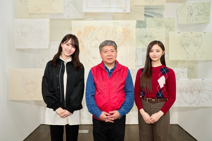 左：賀喜遥香　中：辻壮一（ATAC 研究員）　右：井上和