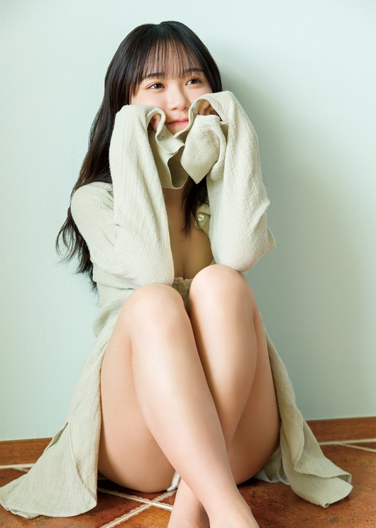 橋田歩果1st写真集『ほのほの』誌面カット