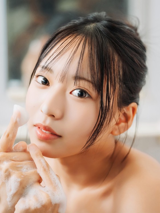 『桃色最強伝説』より