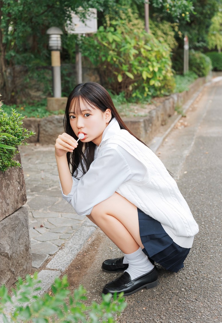 『桃色最強伝説』より