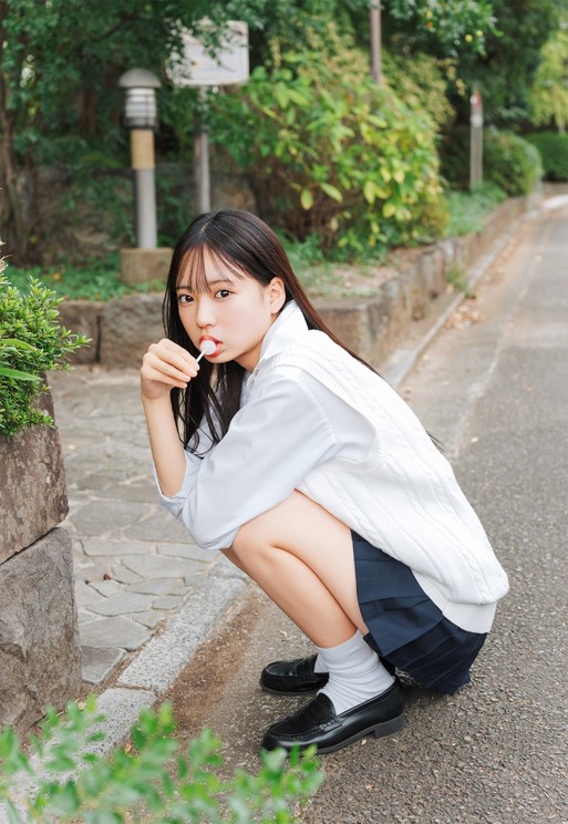 『桃色最強伝説』より