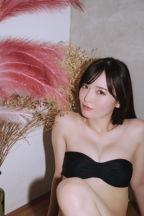 由良ゆら(c)日之出出版/Fine