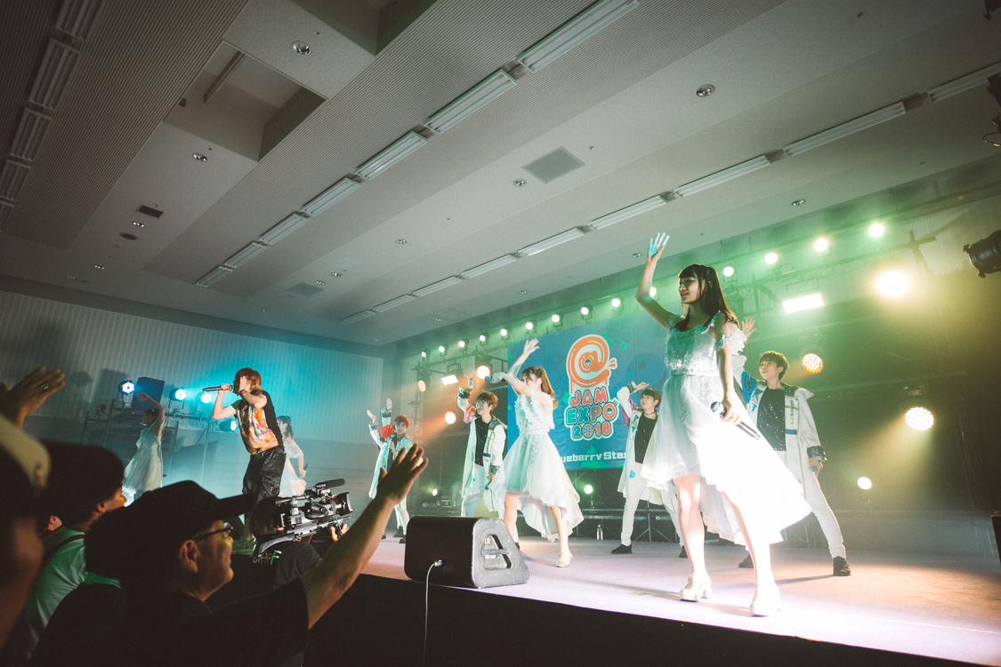 ＜@JAM EXPO 2018＞8月25日「青SHUN学園」ブルーベリーステージ