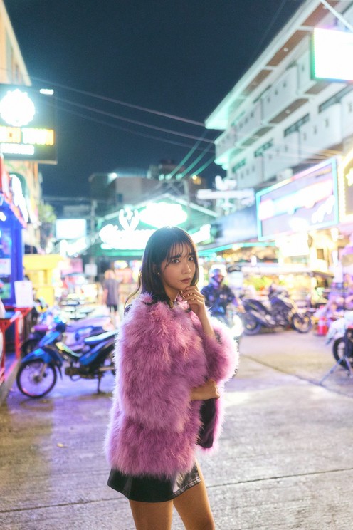 天羽希純写真集『BONUS』先行カット(c)高橋慶佑／集英社