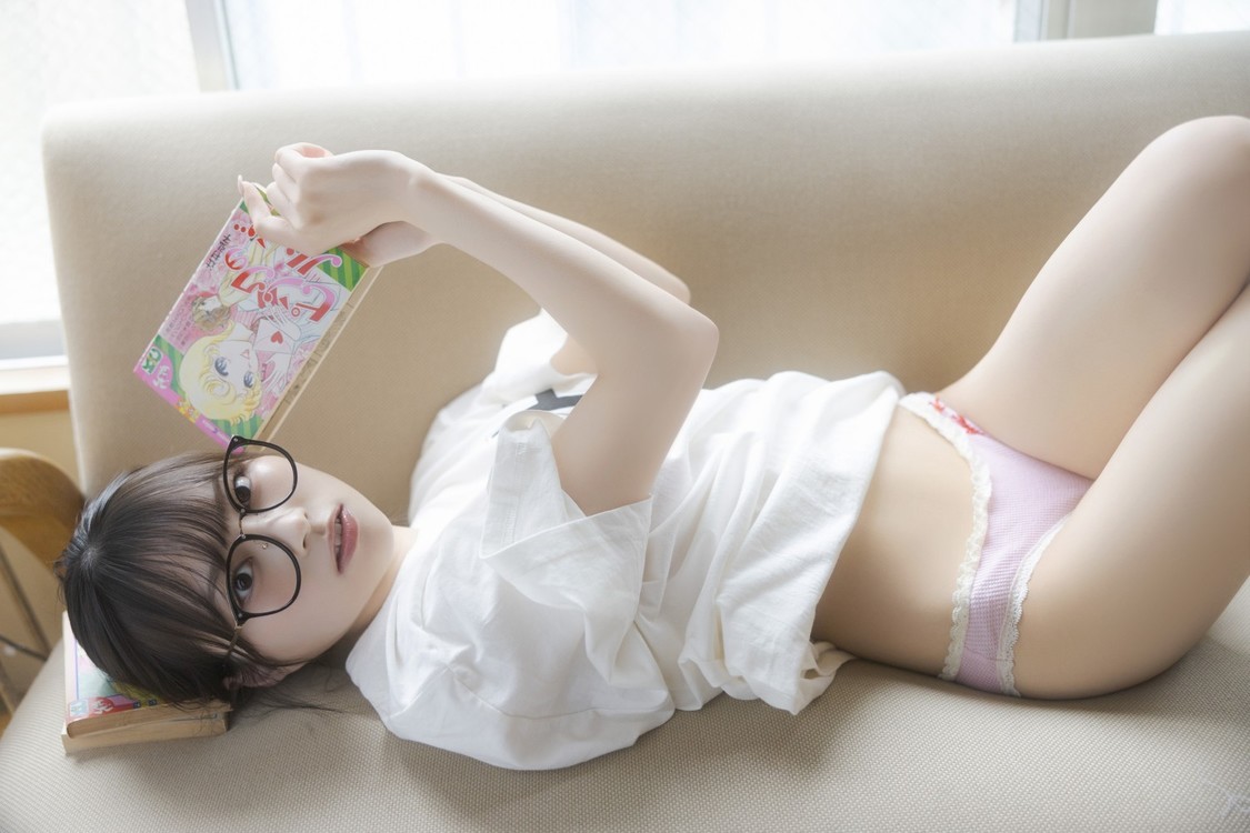 宇咲『DOLCE vol.19』アザーカット（撮影：阿部ちづる）