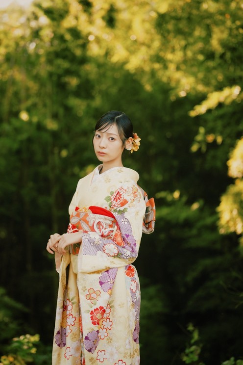 宮地すみれ 「20±SWEET[トゥエンティ・スウィート] 2026　JANUARY」（東京ニュース通信社刊）撮影／野口花梨