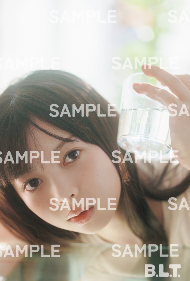 セブン購入特典ポストカード：長嶋凛桜