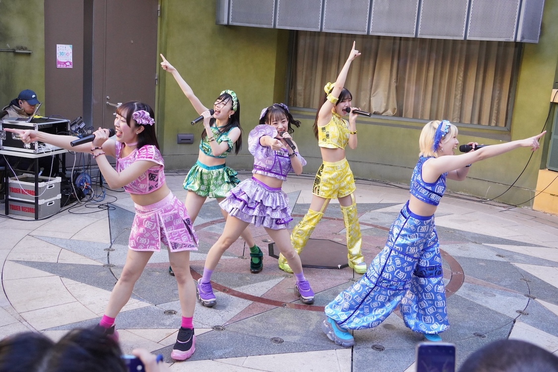アップアップガールズ（仮）、神奈川・川崎ラ チッタデッラ 中央噴水広場にてフリーライブ開催！