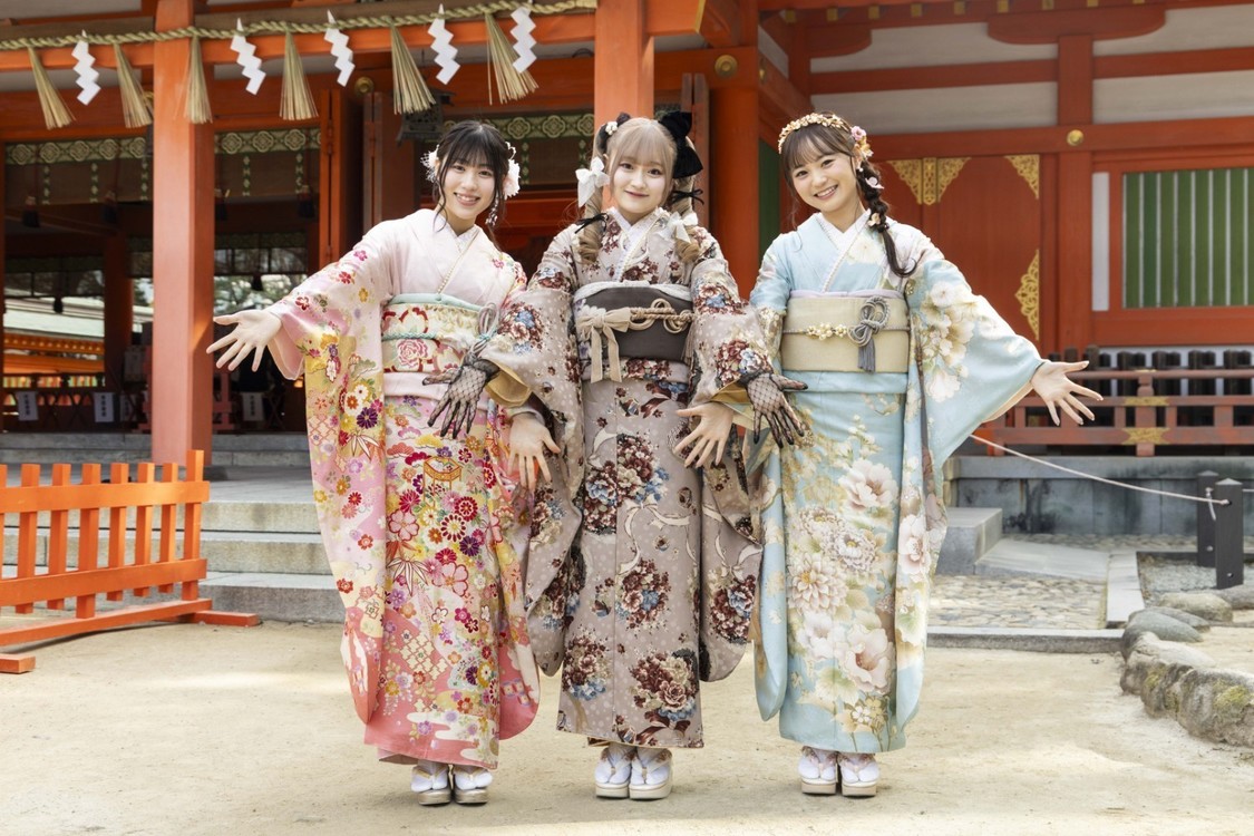 HKT48石橋颯ら3名が成人式！（ⒸMercury）