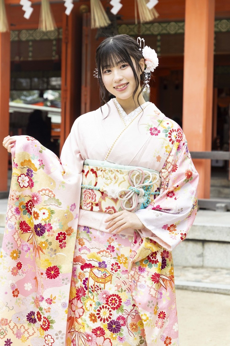 山川万里愛（ⒸMercury）