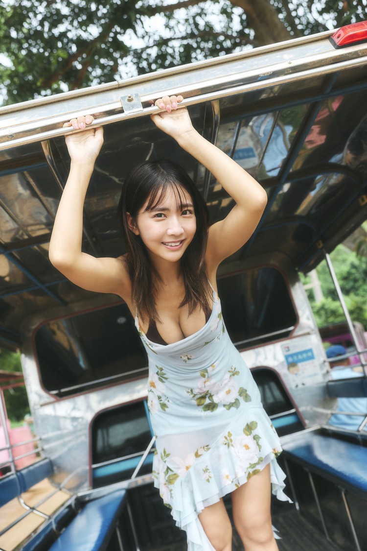 天羽希純　©高橋慶佑／集英社