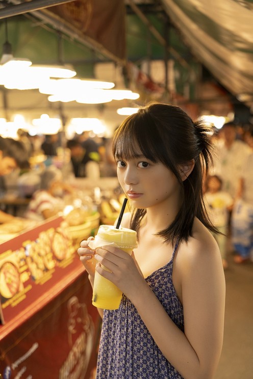 蓬莱舞　撮影／佐藤佑一　(C)光文社