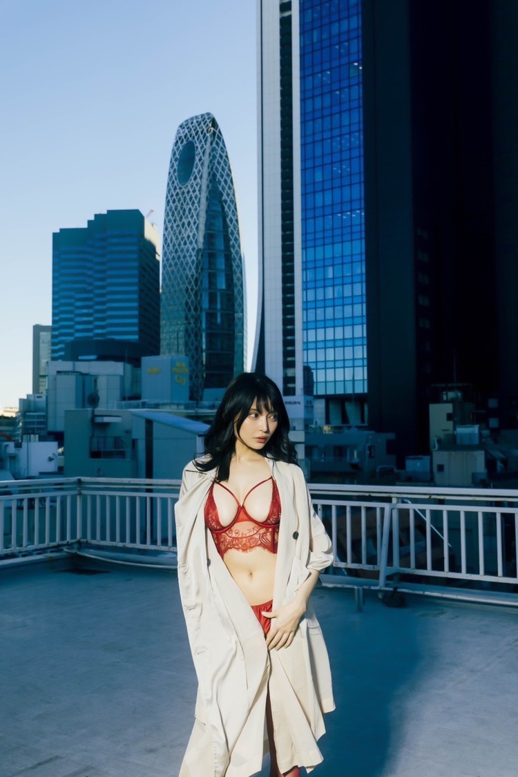 「似鳥沙也加 Estación 豪華特装版 Che:Re」