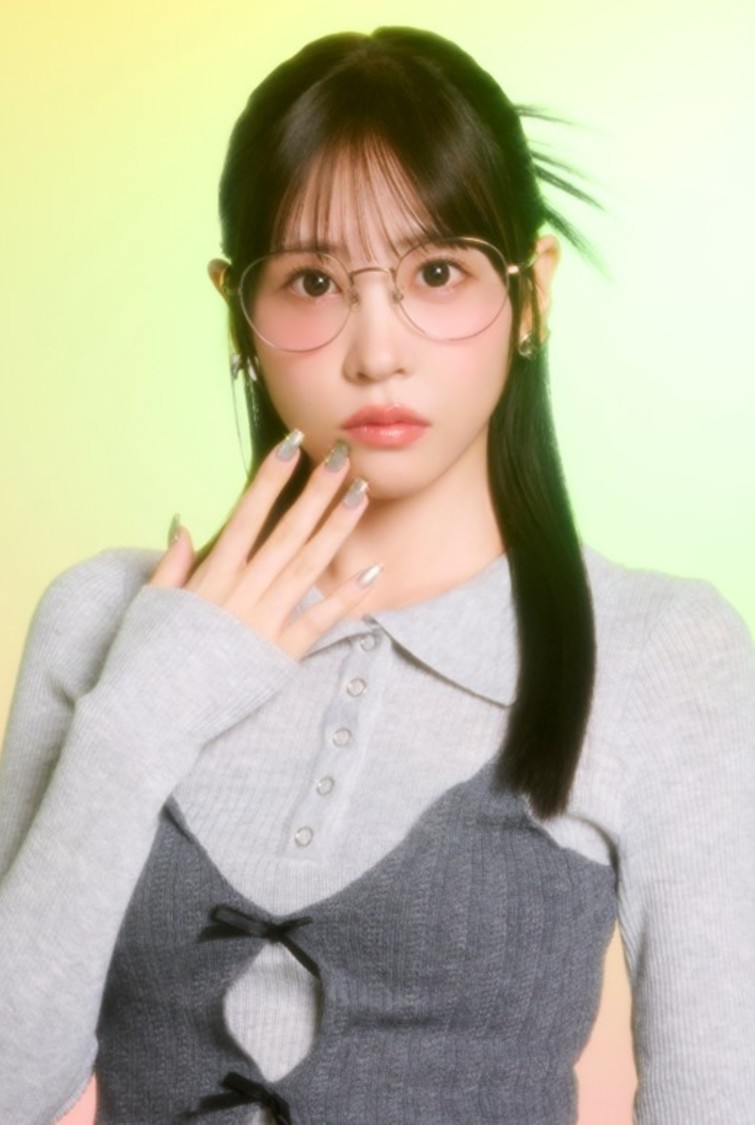 FRUITS ZIPPER、Zoff初コラボ！全14種