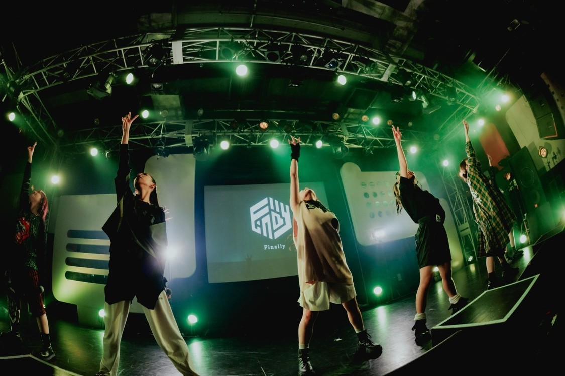 Finally：PHOTO by ヨシモリユウナ