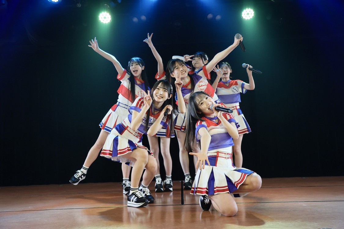 AKB48「手をつなぎながら」/ⒸAKB48