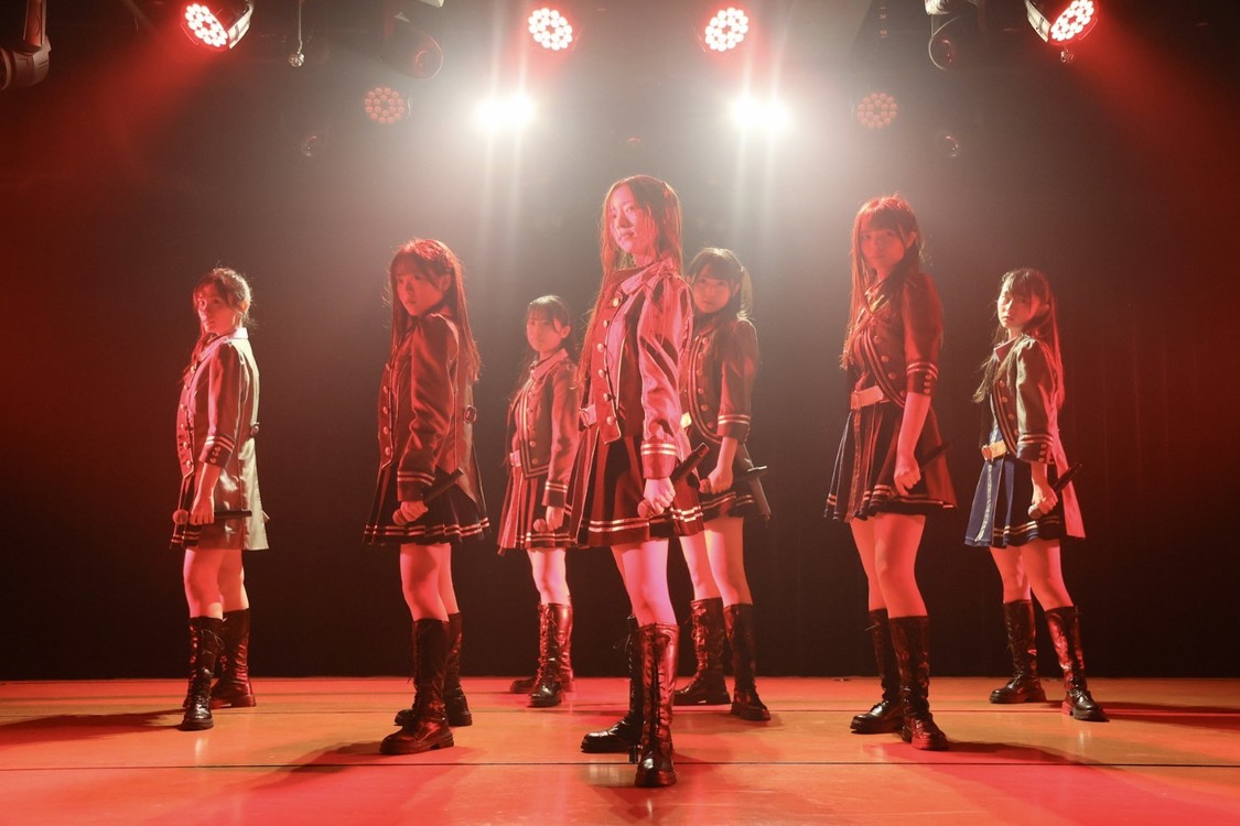 AKB48「手をつなぎながら」/ⒸAKB48