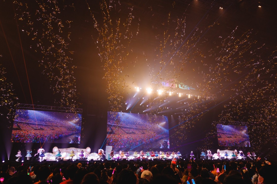 TEAM KAWAII LAB.　写真／ヨシモリユウナ、後藤壮太郎