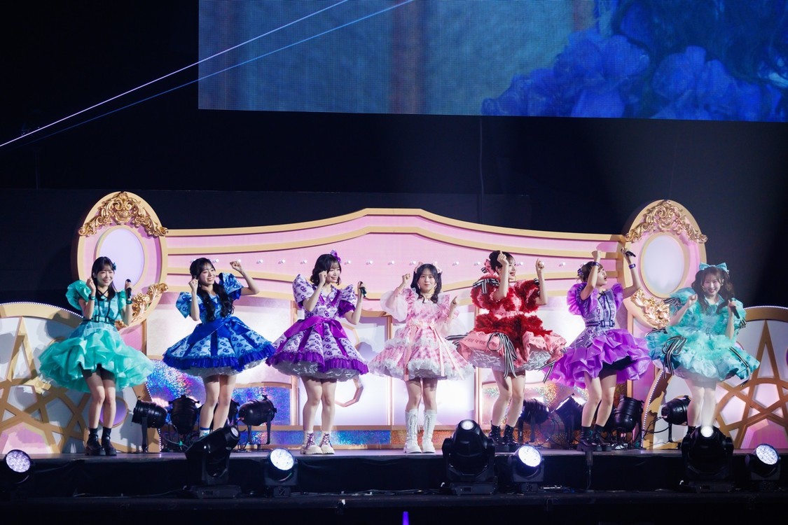 TEAM KAWAII LAB.　写真／ヨシモリユウナ、後藤壮太郎