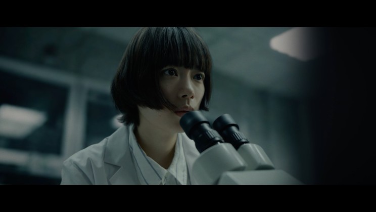 天才物理学者役の杉咲花