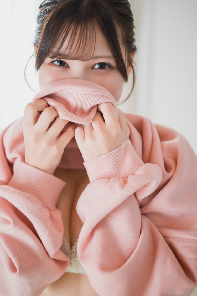 デジタル写真集『今日から彼女。』  撮影 やすいきしょう