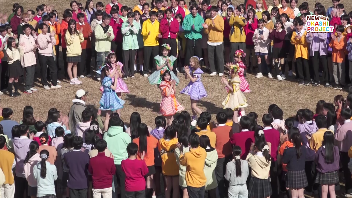 「果汁グミ 推し味フルーツミックス」×FRUITS ZIPPER