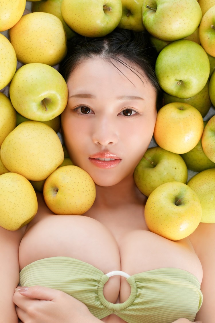 葵りんご、2月16日発売『週刊ポスト』で待望の初掲載！