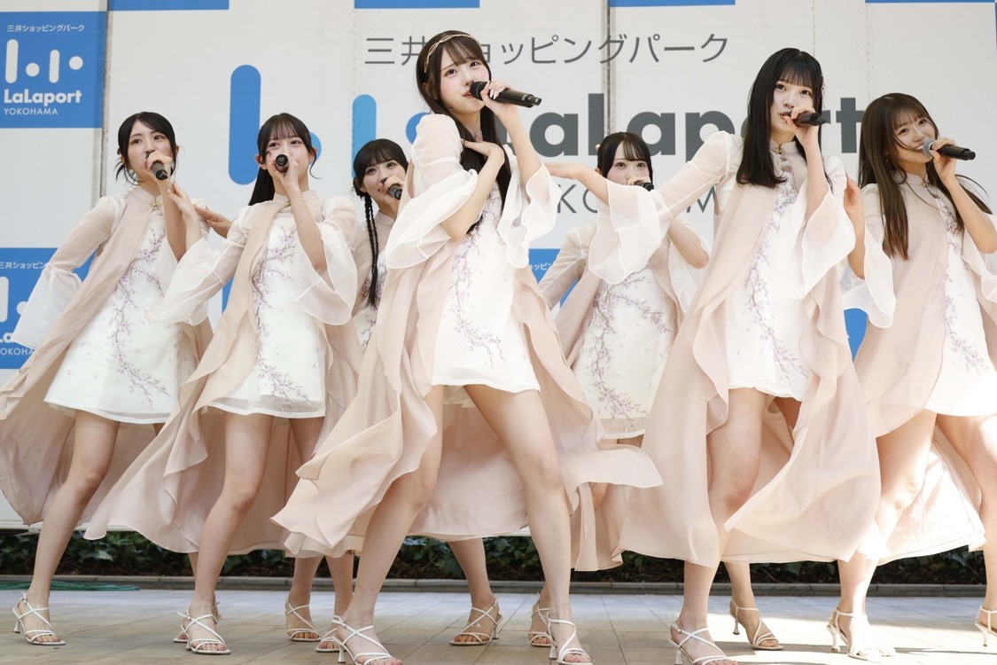 Rain Tree  ©OVERSE/KING RECORDS