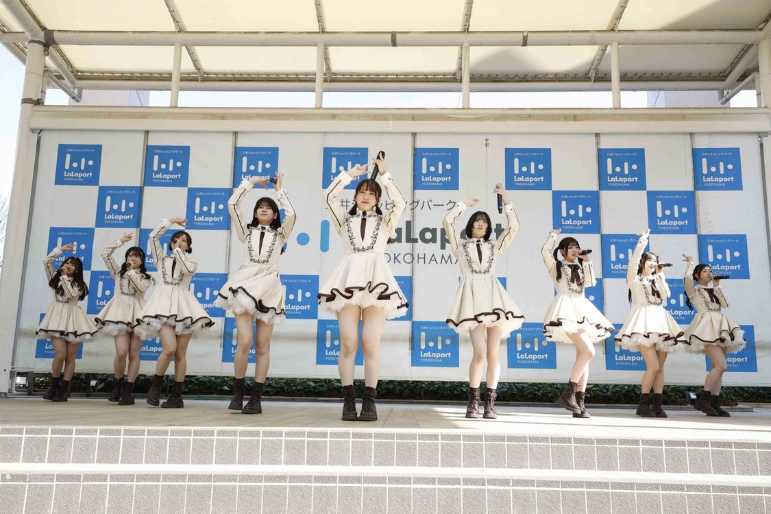 Rain Tree  ©OVERSE/KING RECORDS