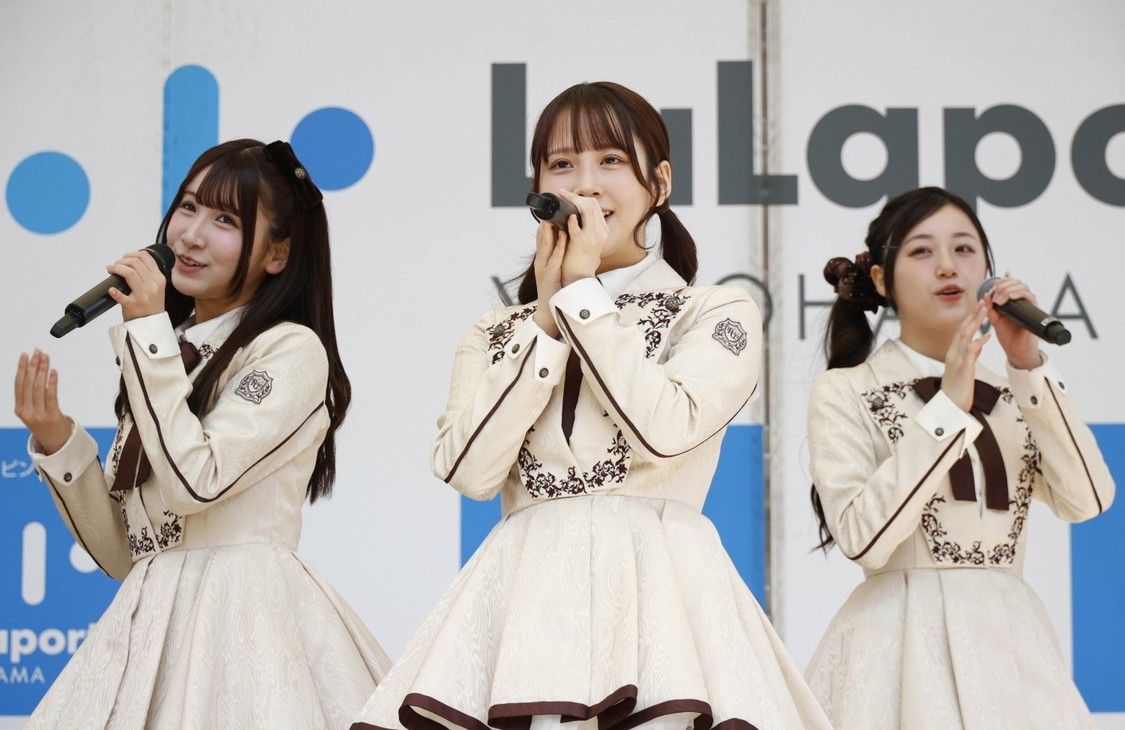 Rain Tree  ©OVERSE/KING RECORDS