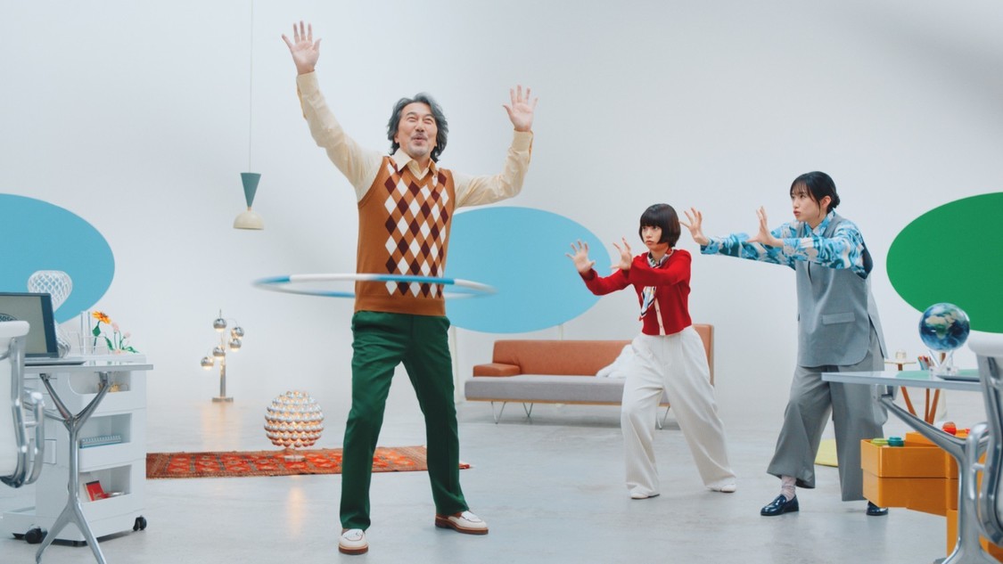 『宇宙人姉妹社／ダンス』篇　杉咲花、河合優実