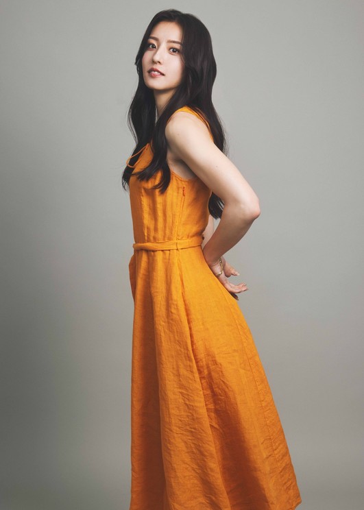 🍭 宮原華音、30歳の誕生日に1st写真集「K.O~kanon origin~」4月8日