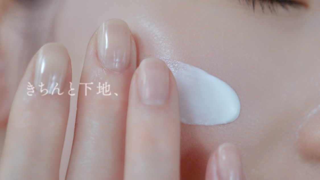 雪肌精　CMカット